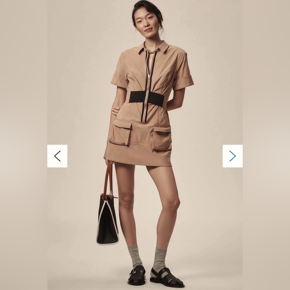 Short-Sleeve V-Neck Front-Zip Mini Dress